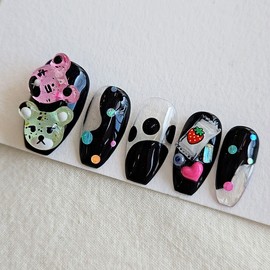 Kkureokgom handmade nail tips - Oval / 꾸럭곰 수제네일팁 - 오벌