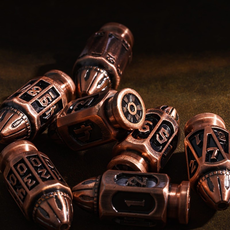 Cusdie 7-Die Bullet-Shaped Metal Dice Set DND Dice Set in