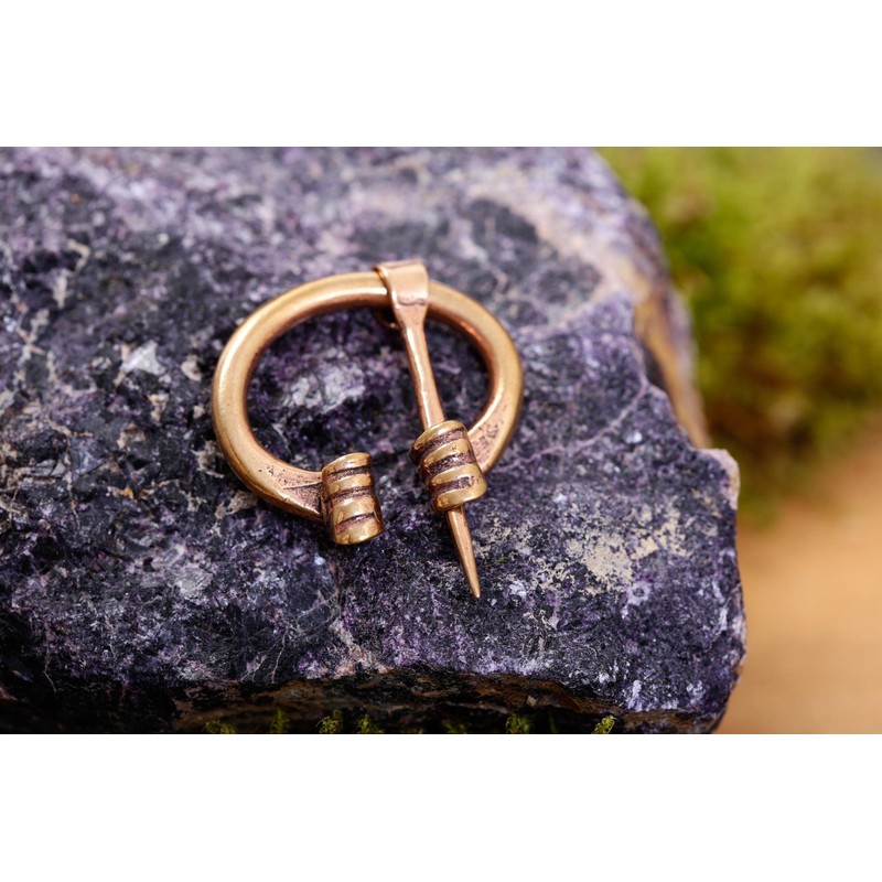 WINDALF Zaran Solid Medieval Fibel, Diameter 3.5 cm, Vintage Bronze,