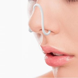 Generic Anti Snoring Devices, 1PC Snore Stopper with Adjustable Magnet, Silicone Nose Clip Stop Snoring, Effective to Relieve Snoring, Snoring Solution for Comfortable and Quieter Sleep, White