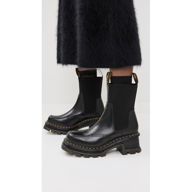 Dr. Martens Women's Corran Chelsea Boots, Black, 8 Medium US