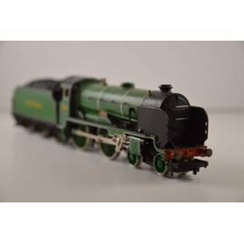 Avery Outdoors Hunting Gear Quick-Set Blind Raintop - Single (14'-16' Boats)