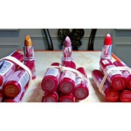 MAYBELLINE MOISTURE EXTREME LIPSTICK  Candied Apple - NEW  e-185