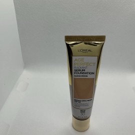 L'Oréal L'Oreal Paris Age Perfect Radiant Serum Foundation With SPF 50 Beige Rose 30