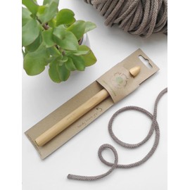 Jumbo Wooden Crochet Hooks, Thumb Grip, Smooth Light Wood, Eco-Friendly Packaging by Jolly Good Yarn (Jumbo 15mm Hook)