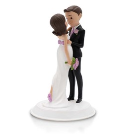 Dihtan Wedding Cake Toppers Bride and Groom - 6 x 3.5 Inch Hand Painted Cake Decorations Mr and Mrs Figurines - Poly Resin Bride To Be Cake Topper - Ideal for Wedding, Anniversary, Table Centerpiece