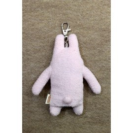 Cinnada Fumofumo-san Reel Key Chain Plum