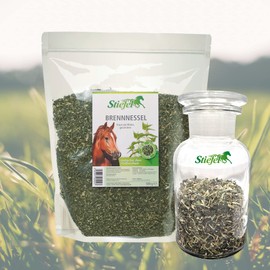 Stiefel Nettle for Horses, 100% Natural Nettle, Positive Effect on Skin, Joints, Kidney Activity & Blood Circulation, Diuretic Effect, Natural Mineral Food, Potassium, 500 g