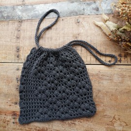 Kotonoha Dharma 25S-0402 Mesh Pattern Drawstring with Knitting Diagram (Black)