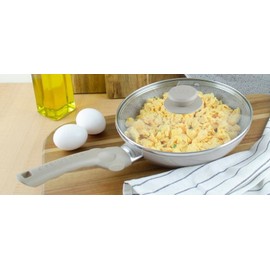 SAFE-T-GRIP 9" FRY PAN (Tan) WITH GLASS LID