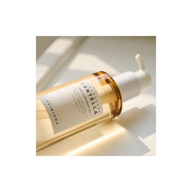 SKIN1004 Madagascar Centella Light Cleansing Oil 30ml