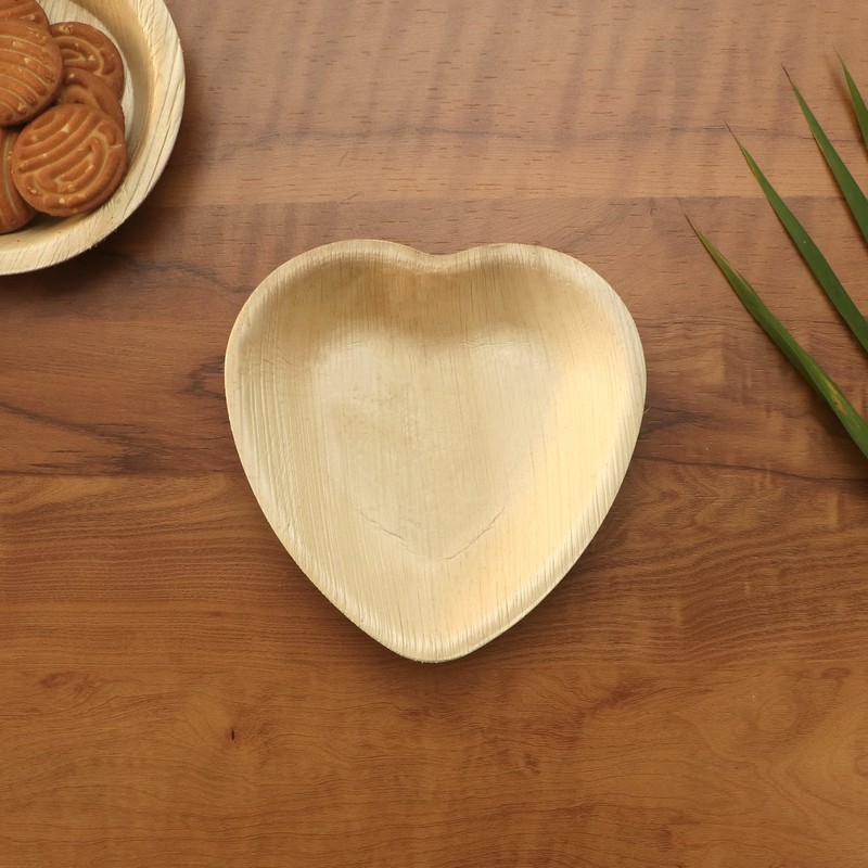 ECO Leaf | 16cm Heart Shape 25 Pack | Disposable