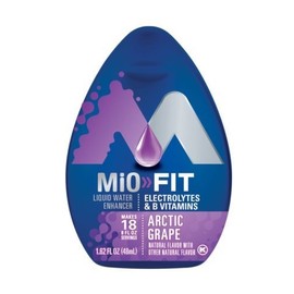 MiO Fit Water Enhancer - Arctic Grape, makes 18 servings + Vitamins, 1.62 oz each, (Pack of 5) by Mio