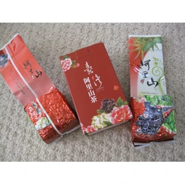 2 X 4.5 Oz (126 g) vacuum sealed bag of Taiwan Ali Shan (Ali Shan Mountain) Winter Oolong Tea - Taiwan High Mountain Grown Tea Premium Quality Tea.