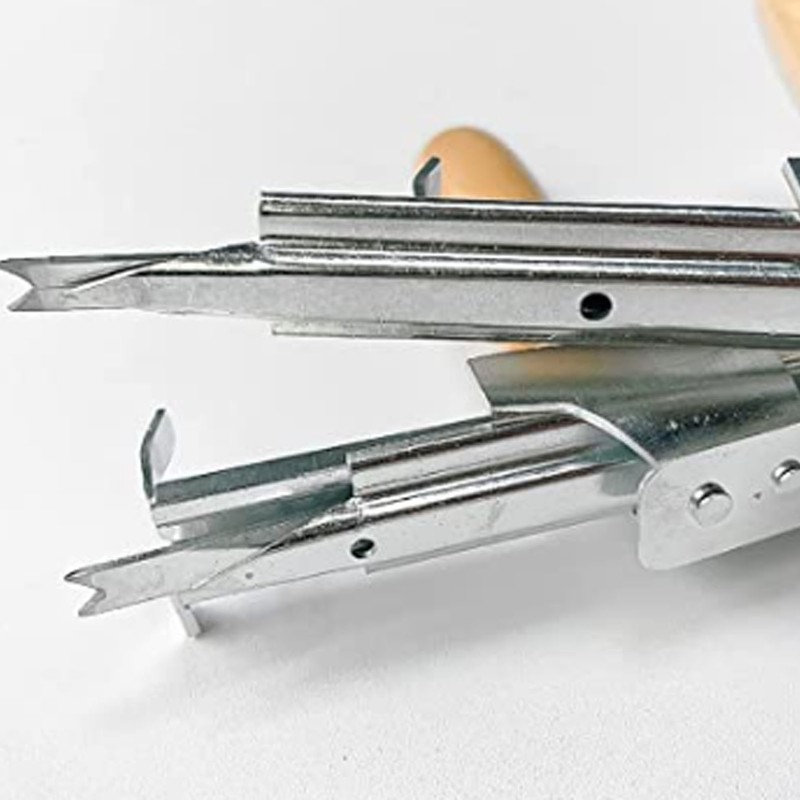 Hand Tufting Tool Wooden Handle Sturdy Metal Quick Flexible Operation