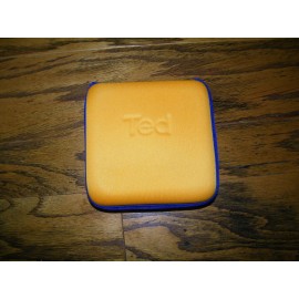 United Airlines 4 Piece Travel Airplane Set Ted United Airlines Neck Pillow Eye Mask Ear mask