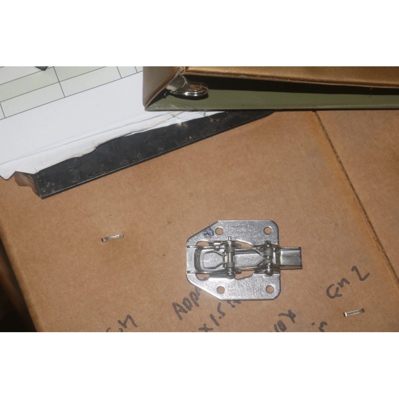 hartwell NOS Hartwell flush thumb trigger aviation latch H5100-040-091 USA
