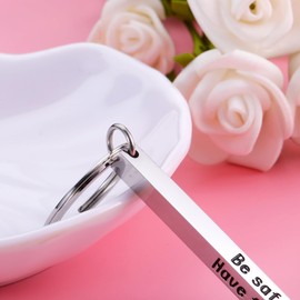 Stocking Stuffer for Teens Don't Do Stupid sh t Keychain Christmas Stocking Stuffer for Teens Boys Girls, Gifts for Son daughter Funny Christmas Gifts for Son from Mom, Don't Do Stupid sht keychain