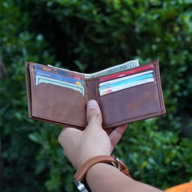 Customizable Genuine Leather Bifold Wallet, Minimalist Custom Men’s Card Holder Wallet (Dark Brown)