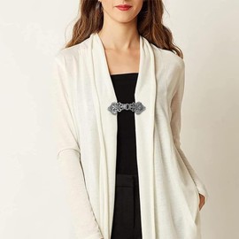 peiyee Vintage Pullover Scarf Clips, Pack of 4 Metal Cardigan Clip, Retro Cape Brooches, Antique Silver Tone Pullover Clip, Retro Swirl Coat Brooches, Dress Shirt Vintage Cardigan Clips for Women,