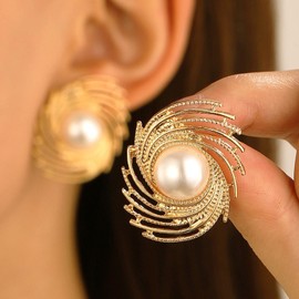 Cybche Boho Spiral Stud Earrings Gold Spiral Hoop Earrings Vintage Pearl Earrings Circle Swirl Stud Earrings Ethnic Swirl Statement Earrings Jewellery for Women, Zinc, No Gemstone
