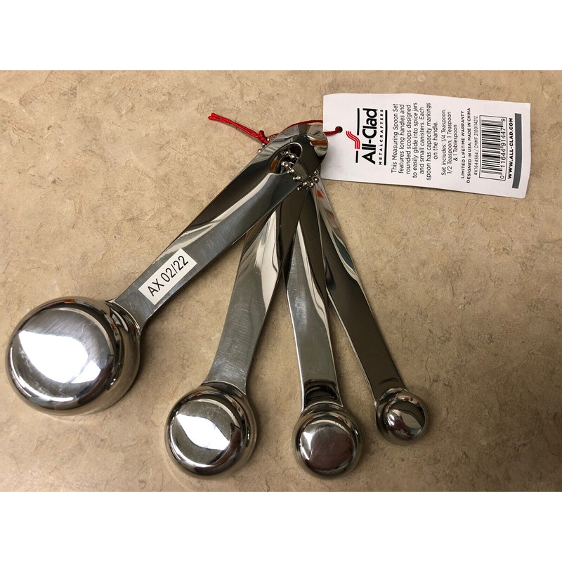 All-Clad NWT All Clad Measuring Spoons Standard Size Set 4