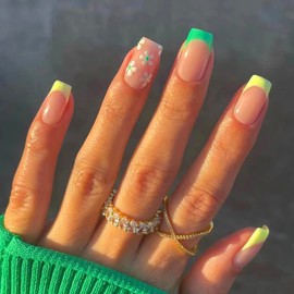 24Pcs Flower Square False Nails Short, Elegant French Green Press on Nails with Glue Sticker, Glossy Acrylic Full Cover Stick on Nails Fake Nail for Women and Girls