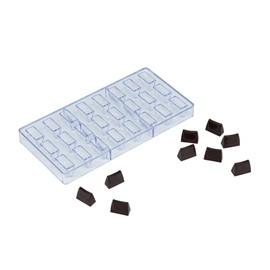 Restaurantware-Pastry Tek 10.8 x 5.3 Inch Chocolate Shaping Molds, 10 Freezable Candy Molds - 24 Cavities, Triangle Shape, Clear Polycarbonate Chocolate Molds, Dishwashable, Easy To Release