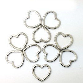 FSSTUD 10 Pcs Heart Shape Metal Craft Ring Hollow Belts Bags Strap Buckle Punk Choker Necklaces Rings Heart Charm Pendant Connectors for DIY Crafts Silver