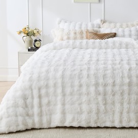 Peace nest Fluffy Rabbit Faux Fur Bedding King Comforter Set Ultra Soft Plush Winter Solid Bubble Sherpa Reversible Comforters 3 Pieces Sets with 1 Comforter 2 Pillow Shams White