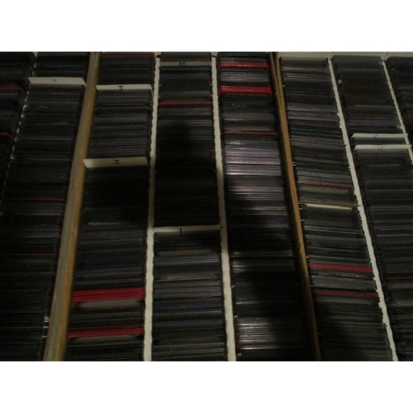 200 YuGiOh Card Lot! 15 Rares & 10 Holos! Free