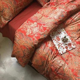 Eikei Boho Paisley Print Luxury Duvet Quilt Cover and Shams 3pc Bedding Set Bohemian Damask Medallion 350TC Egyptian Cotton Sateen (Queen, Gold Red)