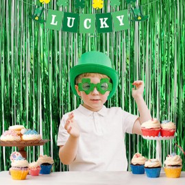 Green Streamers Backdrop Party Decorations 3.3x8.2ft, 2 Pack Fringe Backdrop Foil Fringe Curtain for Door Supplies, Green Tinsel Backdrop for St Patrick's Day Football Christmas Jungle Birthday Decor