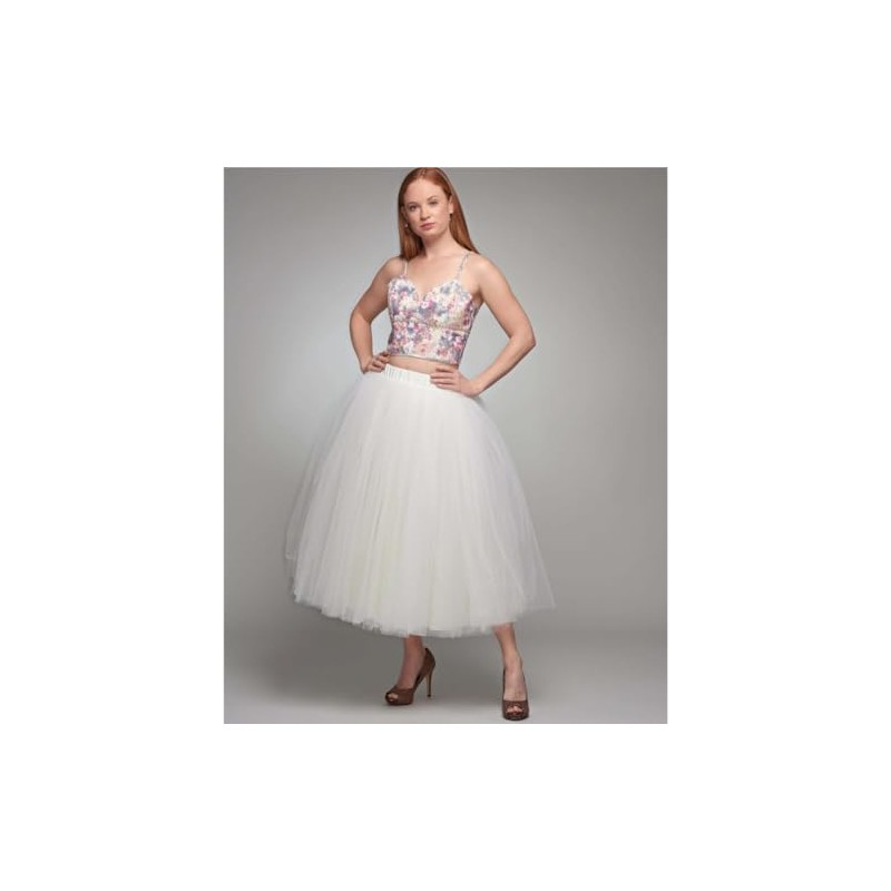 SIMPLICITY Sewing Pattern S8869 Misses' Lined Tops, Paper, White, Various