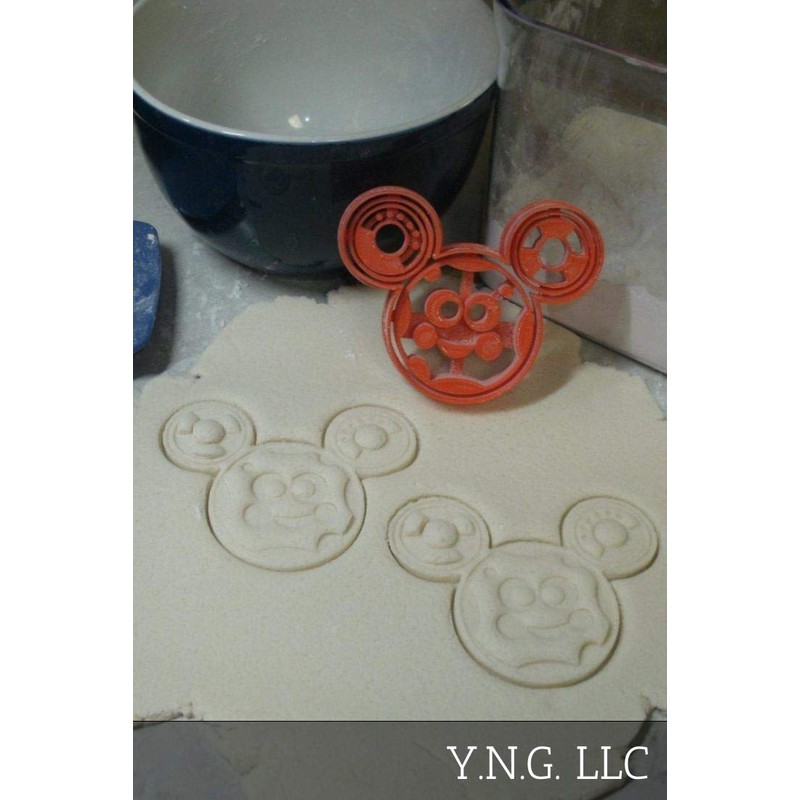 THEMED MAGICAL MOUSE TOODLES COMPUTER CLUBHOUSE SPECIAL OCCASION COOKIE CUTTER