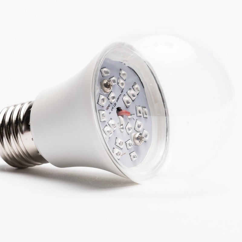 Tekno LED 365nm Blacklight Bulb - 12 watts/110 Volts/UV 365nm/A60