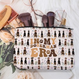 MEIKIUP Doberman Dog Makeup Bag Doberman Lover Gifts Dog Mama Makeup Travel Bag In My Doberman Mom Era Bag (doberman bag)