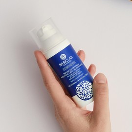 BasicLab Dermocosmetics Leichte Gesichtscreme mit Trehalose für Tag und Nacht | 50 ml | Regeneriert und befeuchtet die Haut, Verlangsamt den Hautalterungsprozess, ideal als Make-up-Unterlage