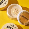 essence, polvo matificante, amarillo, banana loose powder