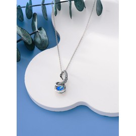 Shusukue Octopus Tentacles Necklace with Gemston 925 Sterling Silver Octopus Pendant for Women Ocean Jewellery Gift for Women, Sterling Silver