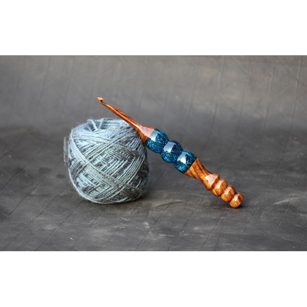 Wooden Craft Handcrafted Resin epoxy & Wood Mix Crochet Hooks