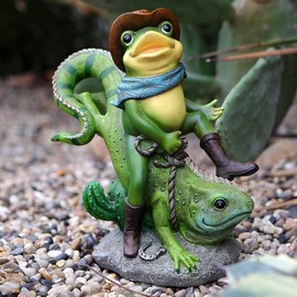 OSROENE Funny Garden Statue Cowboy Frog Decor Figurine Frog Riding Iguana Resin Statue Gifts Outdoor Statues Garden Decorations for Yard Lawn Ornaments, Garden Frog Decor Gifts for Women