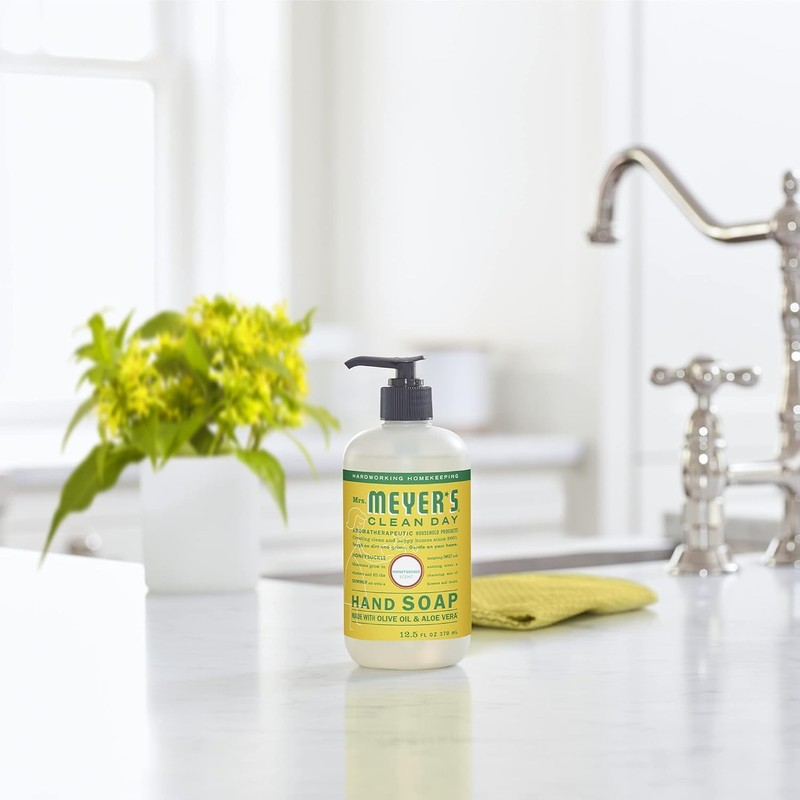MRS. MEYER'S CLEAN DAY Liquid Hand Soap Honeysuckle 12.5 OZ