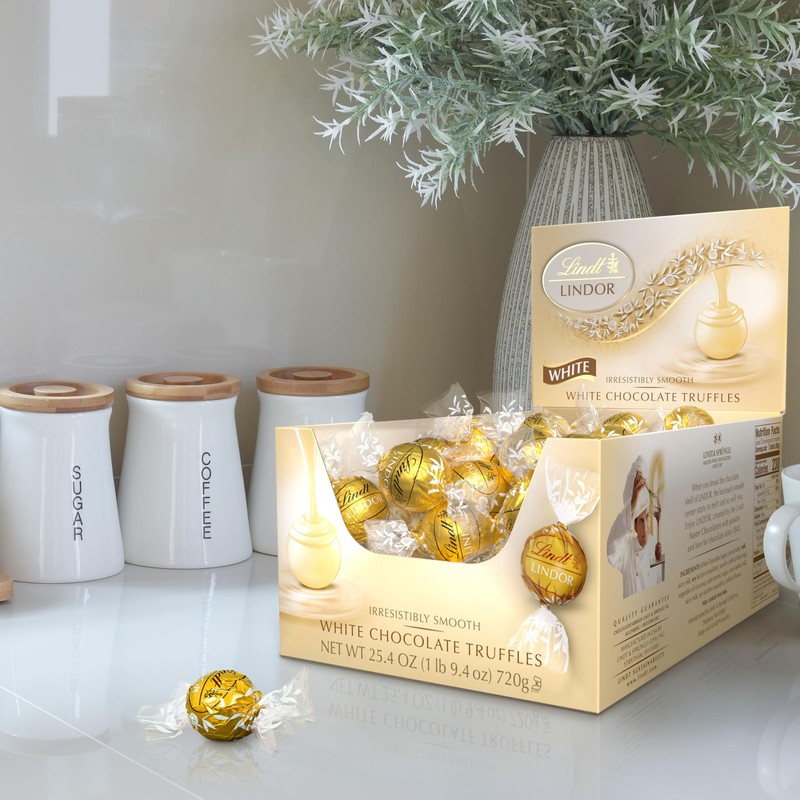 Lindt LINDOR White Chocolate Candy Truffles, White Chocolate Candy with