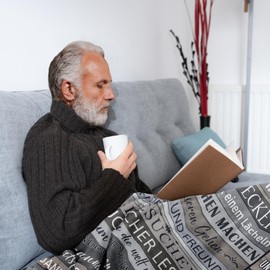 Yesbird Retirement Gift Men, Gifts for Retirement, Pensioner Gift Woman Man, Farewell Gift Colleague, Retirement Decoration, Retirement Gift Blanket 130 x 150 cm