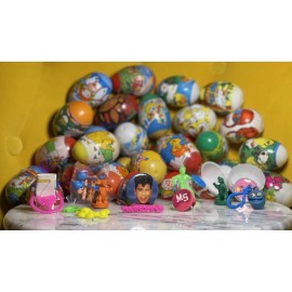 Unbranded 5 NEVER OPENED 1990 VENDING MACHINE MYSTERY EGGS