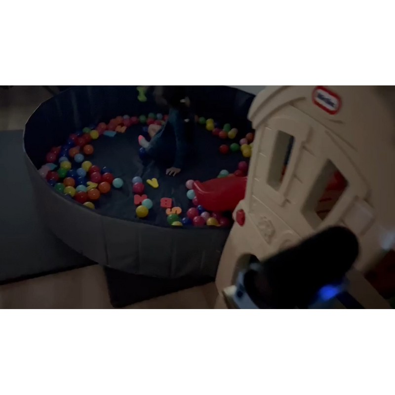 xoppox Led Projector with HDMI USB AV Interfaces 1080p W/