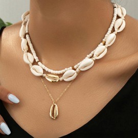 Shell Necklace for Women Seashell Necklace Beach Charm Necklace Pearl Starfish Beaded Necklace Layered Charm Necklace Beach Essentials Summer Outfits for Women