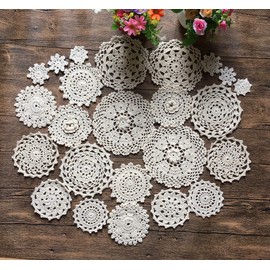 MINDPLUS Set of 24 Hand Crocheted Doilies Cotton Lace Placemat Mini Doilies Coasters 5-18cm Round Beige Vintage Wedding Tea Party (24pcs Beige)