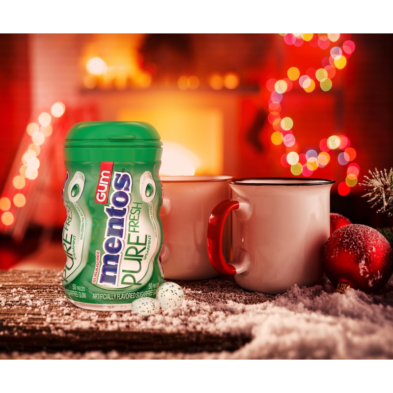 Mentos Pure Fresh Holiday Sugar-Free Chewing Gum with Xylitol, Spearmint,